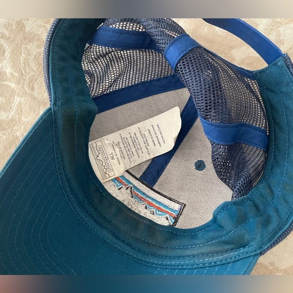 Patagonia men’s hat - Picture 2 of 3